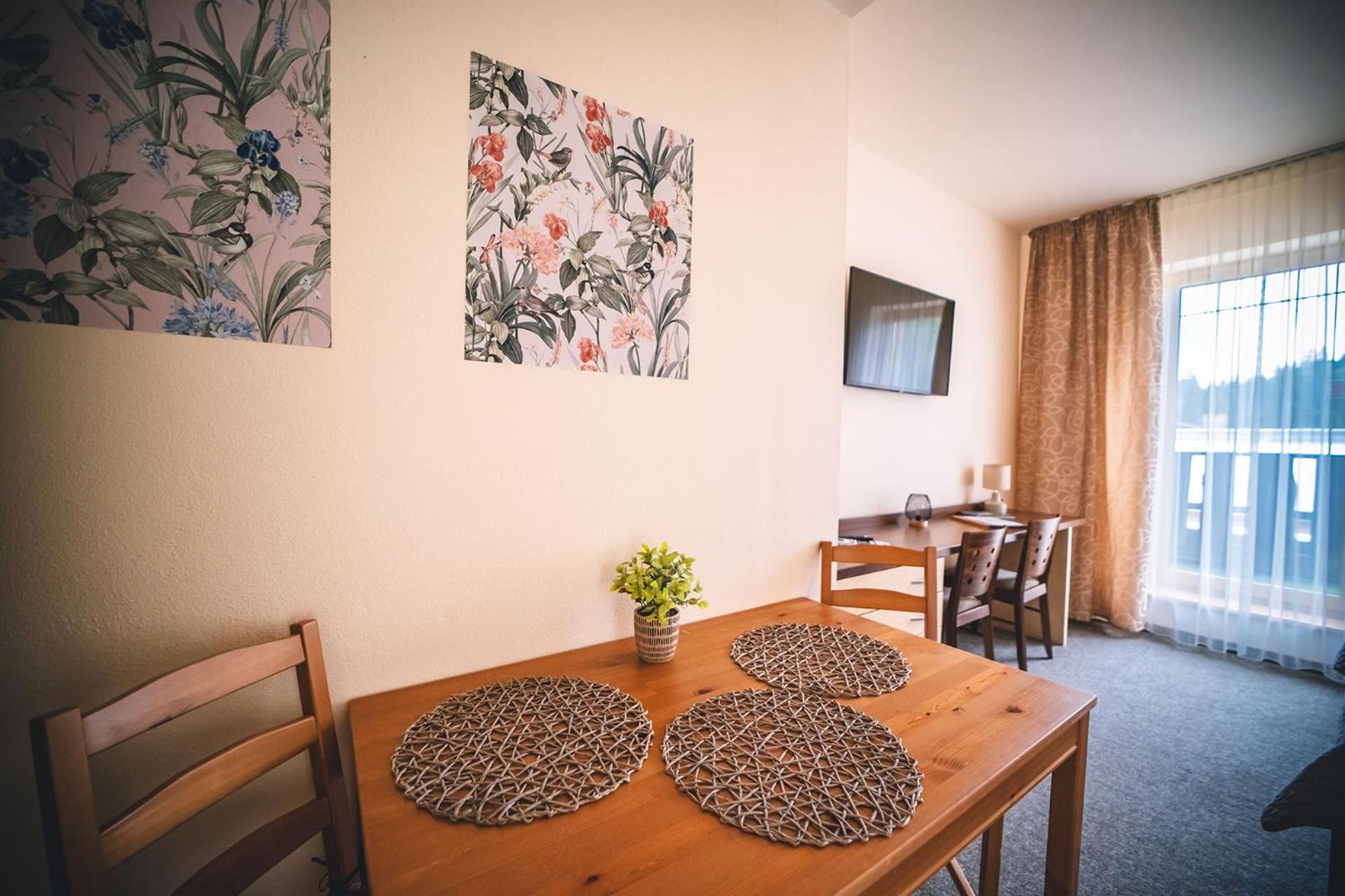 Wellness & Spa Hotel Certov Luaran gambar