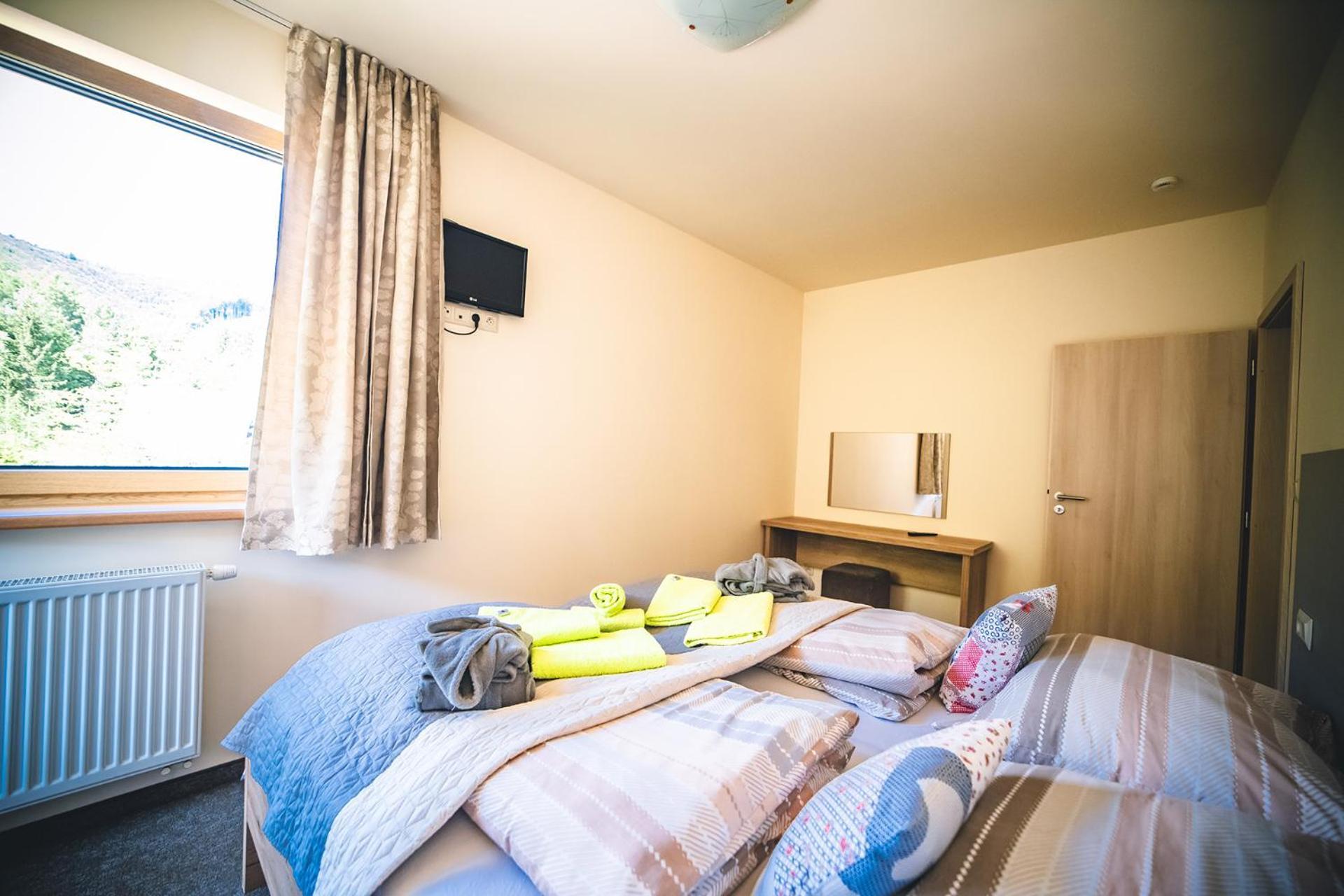 Wellness & Spa Hotel Certov Luaran gambar