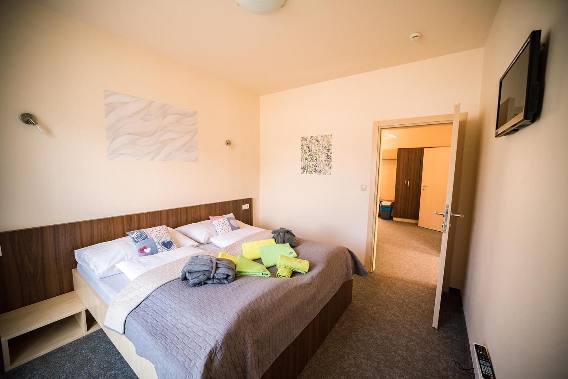 Wellness & Spa Hotel Certov Luaran gambar