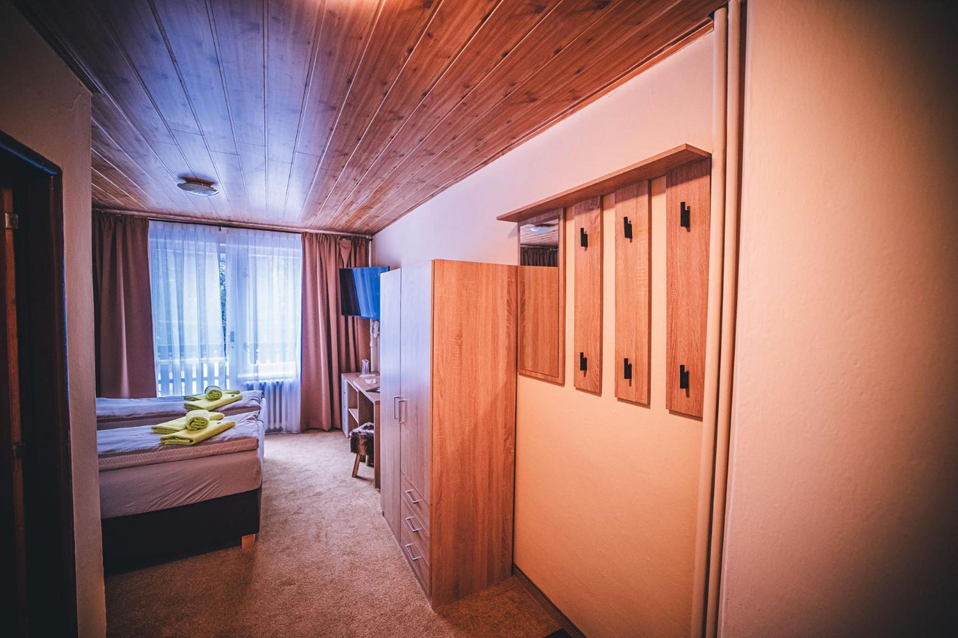 Wellness & Spa Hotel Certov Luaran gambar