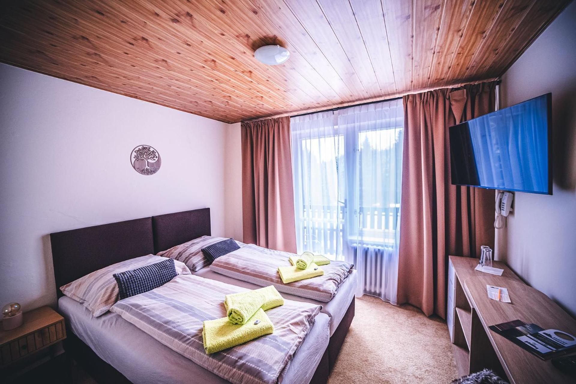 Wellness & Spa Hotel Certov Luaran gambar