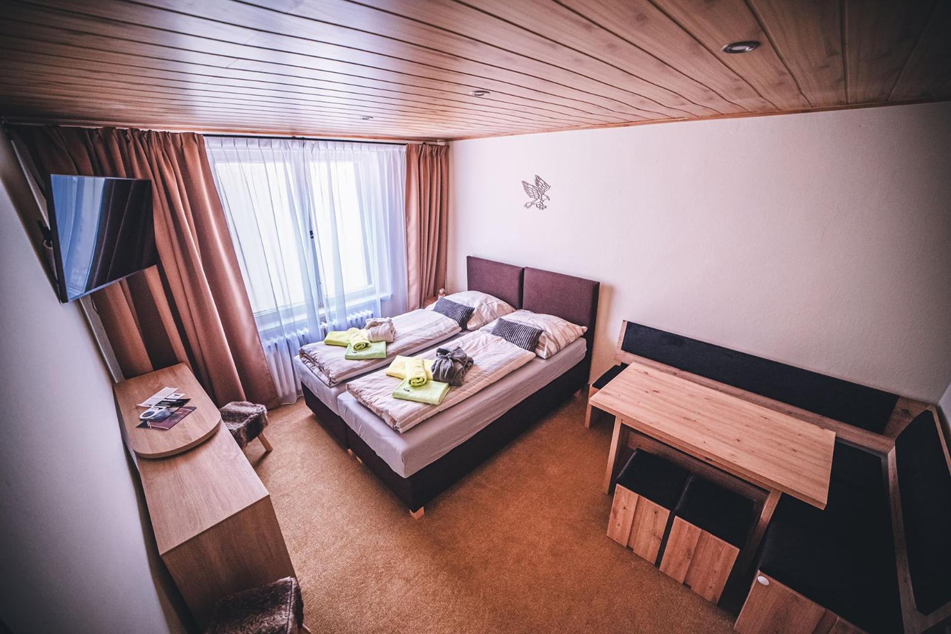 Wellness & Spa Hotel Certov Luaran gambar