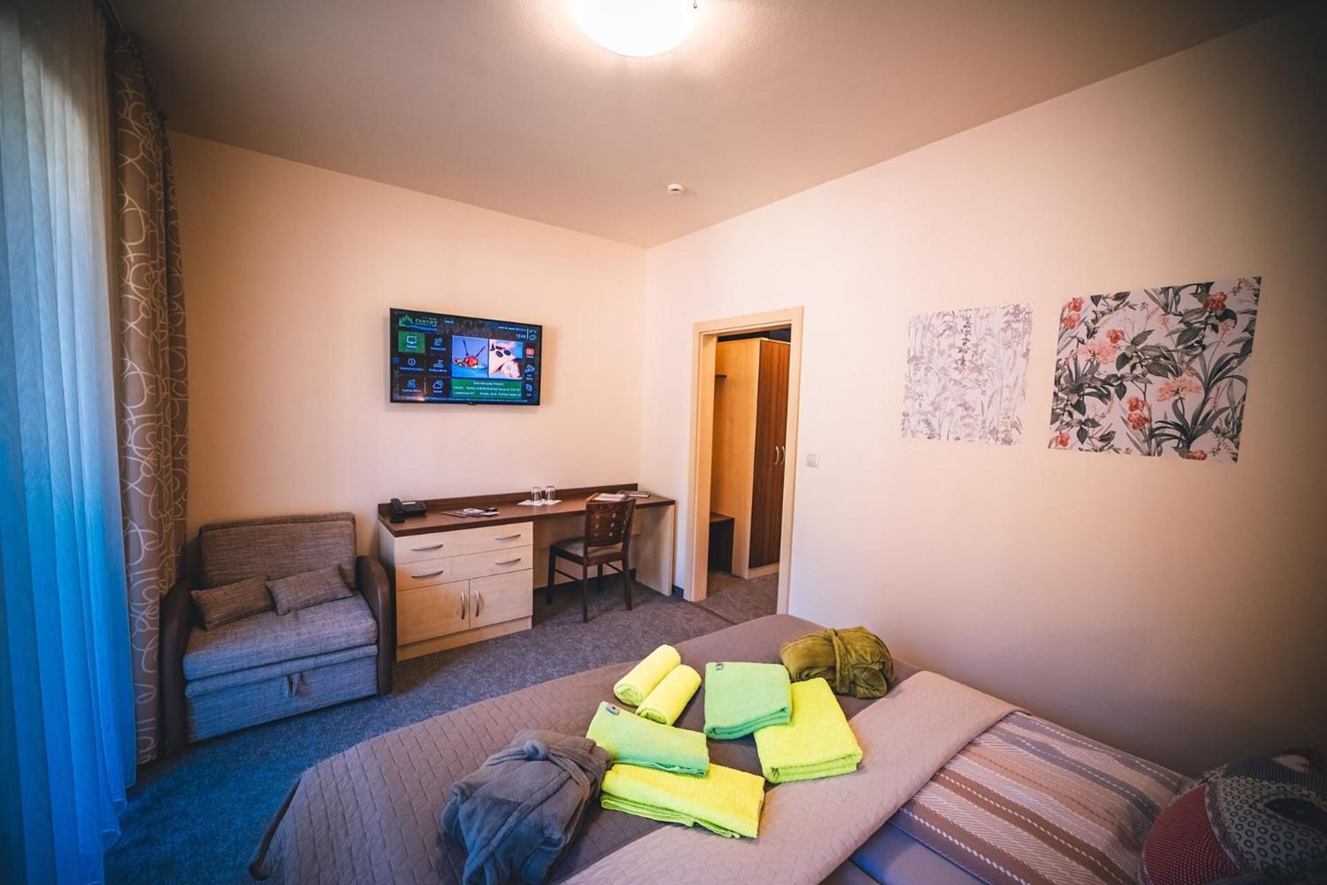 Wellness & Spa Hotel Certov Luaran gambar